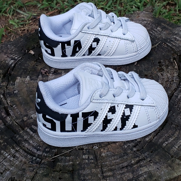 Adidas Superstar XXL Print Sneakers Toddlers Size 4. Like New Condition! - Picture 5 of 14